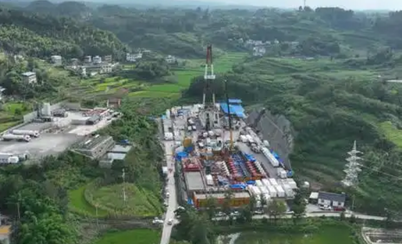 四川盆地再添超千億方深層整裝頁巖氣田