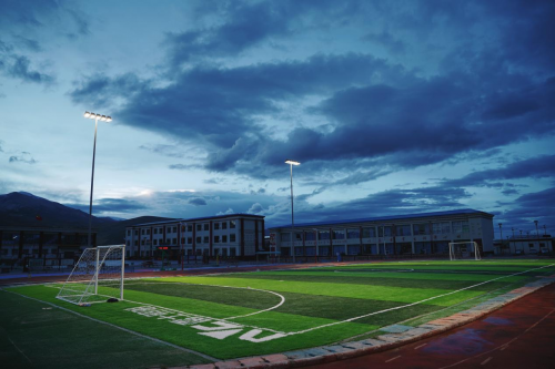 雷士照明拾光計(jì)劃走進(jìn)西藏那曲，建了一座離天空最近的球場(chǎng)