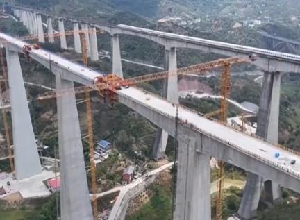 1至8月全國鐵路完成固定資產(chǎn)投資5041億元