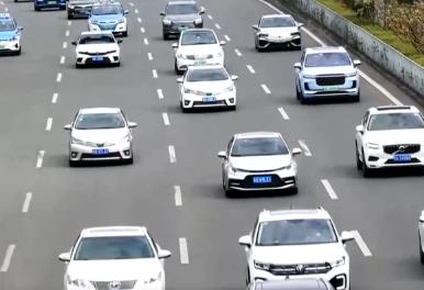 今年以來汽車以舊換新申請(qǐng)量達(dá)830萬份 政策“組合拳”推動(dòng)產(chǎn)業(yè)高質(zhì)量發(fā)展