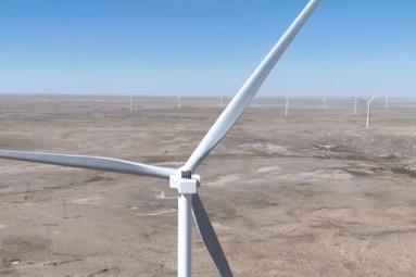 透過(guò)數(shù)據(jù)看國(guó)內(nèi)最大陸上風(fēng)電“巨人方陣”含綠量 “智”繪能源供應(yīng)新篇章