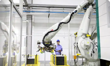 推動新一代信息技術(shù)與電力裝備深度融合