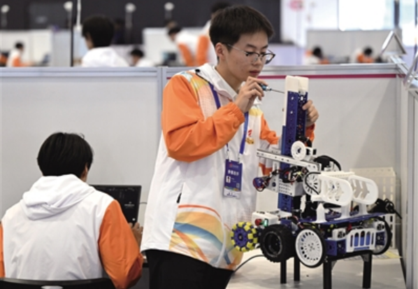 透視第三屆全國技能大賽：技能人才如何向“新”？