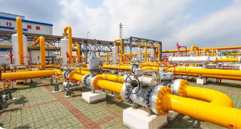 日調(diào)峰采氣1800萬(wàn)立方米 我國(guó)首座鹽穴儲(chǔ)氣庫(kù)完成擴(kuò)能