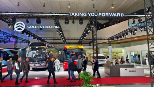 金旅全新一代高端客車亮相世界客車博覽會
