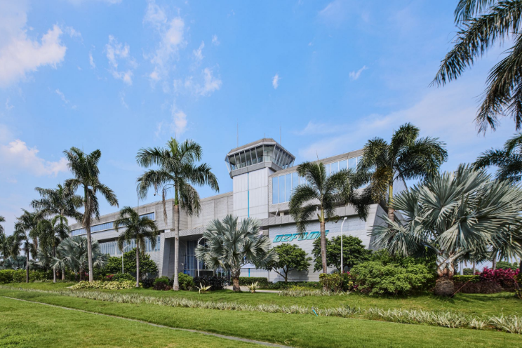 廣州白云國際機場外航服務(wù)中心揭牌啟用