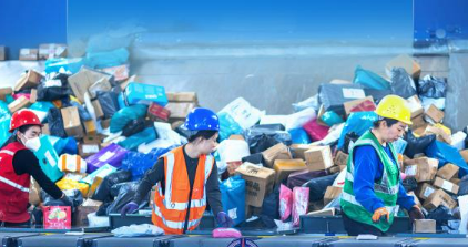 2025年我國快遞業(yè)務(wù)量突破1500億件 比2024年提前37天