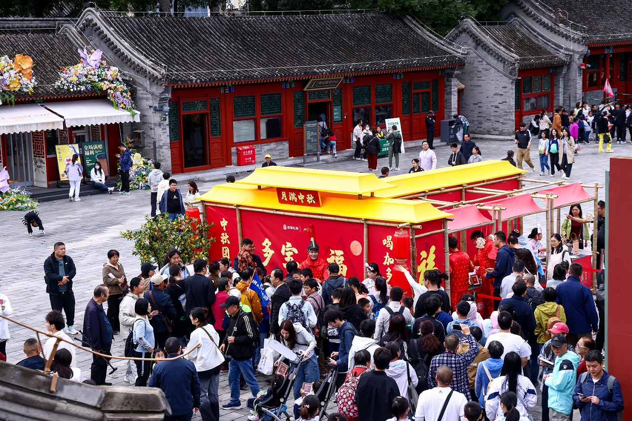 加多寶福寶罐玩轉(zhuǎn)雙節(jié)：傳統(tǒng)文化IP與品牌營銷的雙向奔赴