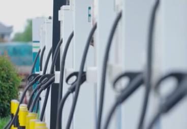 “十四五”對賬單 我國建成全球最大充電網(wǎng)絡(luò) 新能源車跨省出行“說走就走”