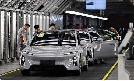 9月中國(guó)汽車產(chǎn)銷量首次雙超300萬(wàn)輛 連續(xù)5個(gè)月增速超10%