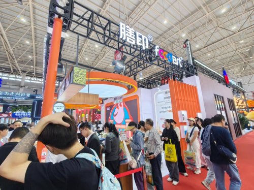 探秘秋季焙烤展黑科技！膳印食品藝術(shù)繪畫機(jī)械大師，讓食品秒變藝術(shù)品