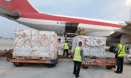 成都跨境電商出口邁入雙機(jī)場(chǎng)“秒轉(zhuǎn)”時(shí)代