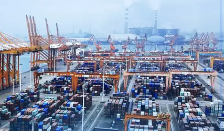 中國(guó)外貿(mào)“韌性打底、質(zhì)效升級(jí)”新特質(zhì)愈加清晰