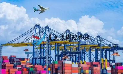 從互降關(guān)稅到共建規(guī)則——中國(guó)-東盟經(jīng)貿(mào)合作持續(xù)升級(jí)為區(qū)域經(jīng)濟(jì)注入動(dòng)能和信心