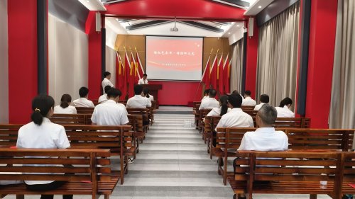 英山煙草:筑牢“不想腐”的思想堤壩