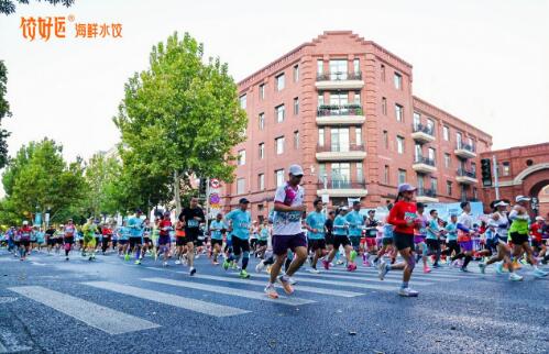 天津馬拉松·餃好運戰(zhàn)隊備受矚目