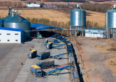 黑龍江“北糧南運(yùn)”進(jìn)入高峰期 鐵路多措并暢通運(yùn)糧通道