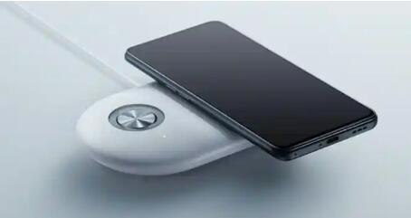 國(guó)內(nèi)首個(gè)融合快充無(wú)線充電團(tuán)體標(biāo)準(zhǔn)發(fā)布實(shí)施