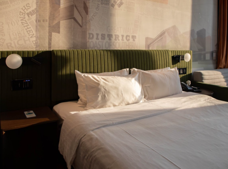 當(dāng)“反向旅游”興起，酒店如何用智慧成為旅途的“另一道風(fēng)景”？