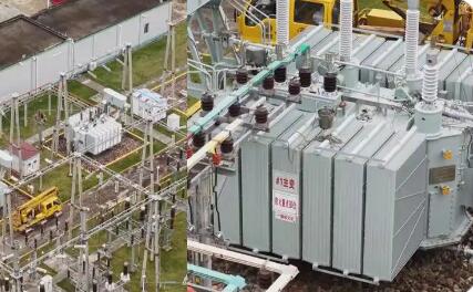 國內(nèi)首臺(tái)110千伏“超1級(jí)”能效變壓器投運(yùn)