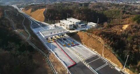 隨信高速通過(guò)交工驗(yàn)收 鄂豫兩省再添高速新通道