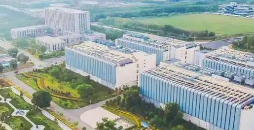 筑牢安全底座 承接萬(wàn)卡算力 中國(guó)電信內(nèi)蒙古分公司實(shí)現(xiàn)兩大技術(shù)突破