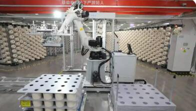 衣服“會呼吸” 床墊“能思考” 從織造之變看中國紡織業(yè)的科技躍遷