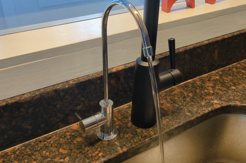 哪個牌子凈水器比較專業(yè)？解鎖高效凈水新體驗！