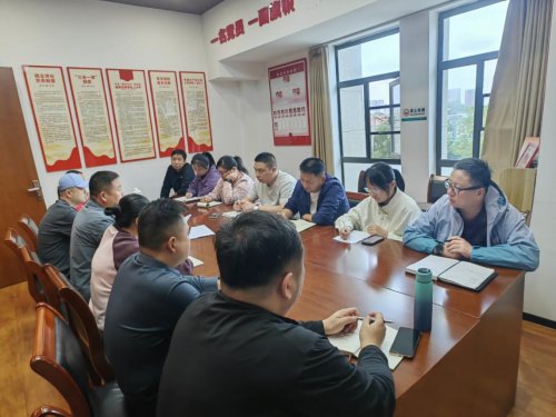 筑牢安全防線 護(hù)航發(fā)展大局——東西湖區(qū)煙草專賣局（營銷部）吳家山管理所（市場部）安全生產(chǎn)月活動(dòng)扎實(shí)推進(jìn)