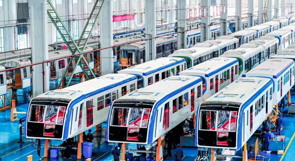 以科技創(chuàng)新驅(qū)動(dòng)高質(zhì)量發(fā)展 重慶“單軌”實(shí)現(xiàn)全鏈自主