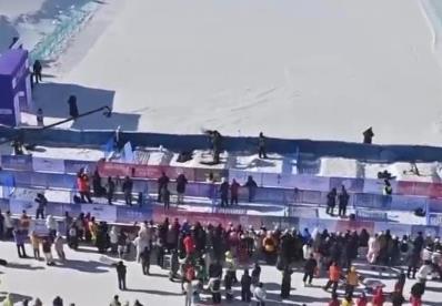 “觀賽+滑雪+度假” 成新寵 冰雪賽事撬動文旅消費爆發(fā)式增長