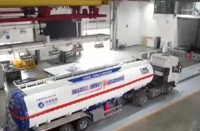 新國標為危險貨物運輸車輛“開出國門”掃除技術障礙 服務“中國造”賣全球