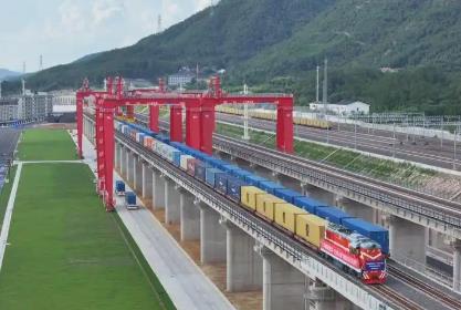 “十四五”期間 長三角鐵路構建軌道上的物流“走廊”