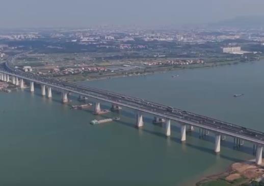 新線投運暢聯(lián)經(jīng)濟“大動脈” 強勁鋼鐵“脈動”凸顯經(jīng)濟蓬勃活力