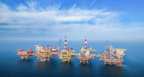 我國(guó)海上最大油田年產(chǎn)油氣突破4000萬(wàn)噸