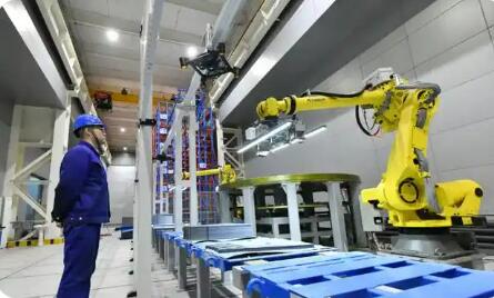 穩(wěn)經(jīng)營(yíng)、提質(zhì)效——中央企業(yè)推動(dòng)關(guān)鍵產(chǎn)業(yè)向新向優(yōu)