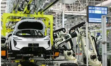 事關(guān)汽車行業(yè)數(shù)字化轉(zhuǎn)型 四部門提出到2027年關(guān)鍵工序數(shù)控化率超70%