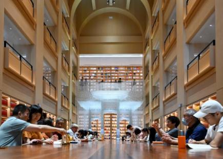 高質(zhì)量公共文化服務(wù)賦彩新時代美好生活