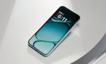 中端手機(jī)市場(chǎng)“技術(shù)競(jìng)賽”再度升級(jí)