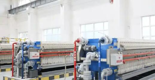 國(guó)內(nèi)首條羰基尾料規(guī)?；幚砩a(chǎn)線投產(chǎn)