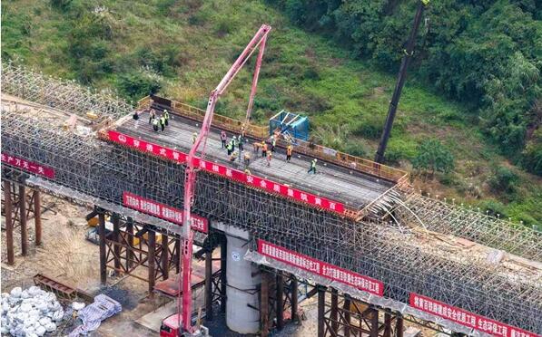 筑牢經(jīng)濟(jì)發(fā)展“硬支撐” 廣西國資國企奮力推進(jìn)現(xiàn)代化基建