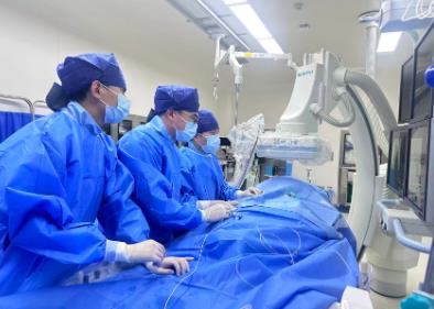 廣東藥監(jiān)改革跑出“加速度”，激發(fā)產(chǎn)業(yè)創(chuàng)新“新動能”