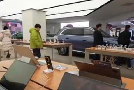 “以舊換新”政策、多種補(bǔ)貼等舉措全力激發(fā)消費(fèi)新活力 節(jié)前市場(chǎng)“紅紅火火”