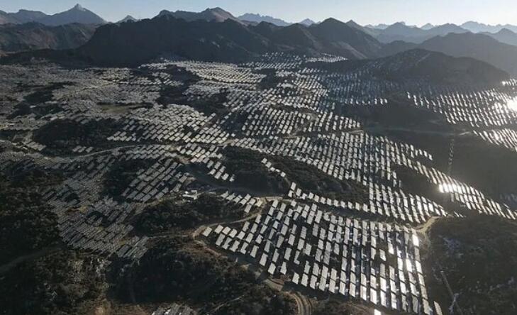 云南能投砌修塘光伏發(fā)電項(xiàng)目（二期）300MW順利投運(yùn)