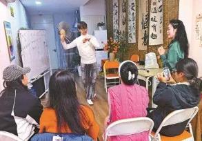 年輕人上夜校 為悅己“充電”