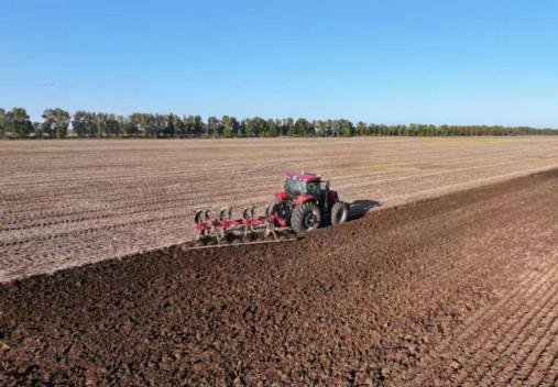 黑龍江兩會觀察：“產(chǎn)糧第一大省”何以“領跑”16年？