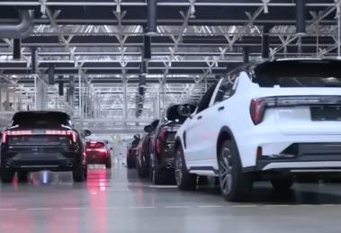 車企進(jìn)入“體系出?！毙码A段 汽車數(shù)據(jù)出境安全指引筑牢合規(guī)底座、降低跨境風(fēng)險(xiǎn)