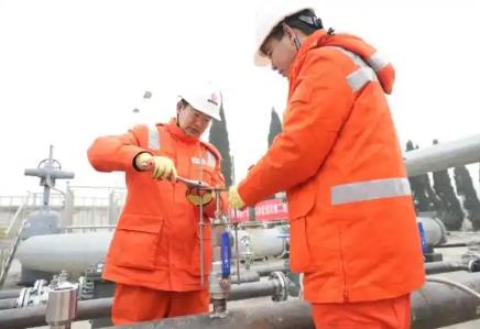 首個(gè)長(zhǎng)輸管道改輸二氧化碳現(xiàn)場(chǎng)試驗(yàn)成功