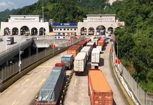 AI模型、智能圖像偵查系統(tǒng)……全國首個(gè)陸路智慧口岸標(biāo)桿這樣打造