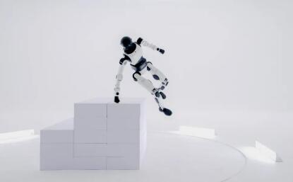 具身智能新突破！北京發(fā)布“天工3.0”人形機器人，能跑會干、開放好用